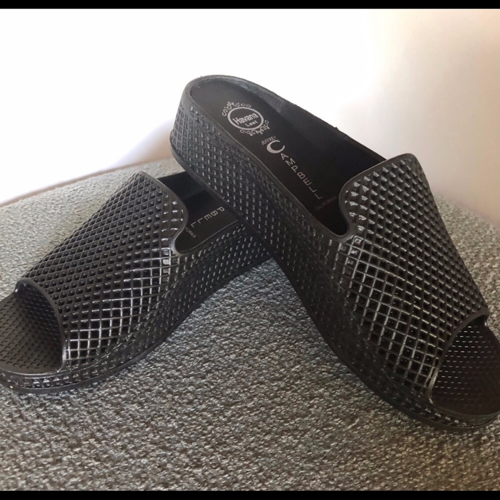Jeffery Campbell - Pool Slides with a wedge - Picture 2 of 7